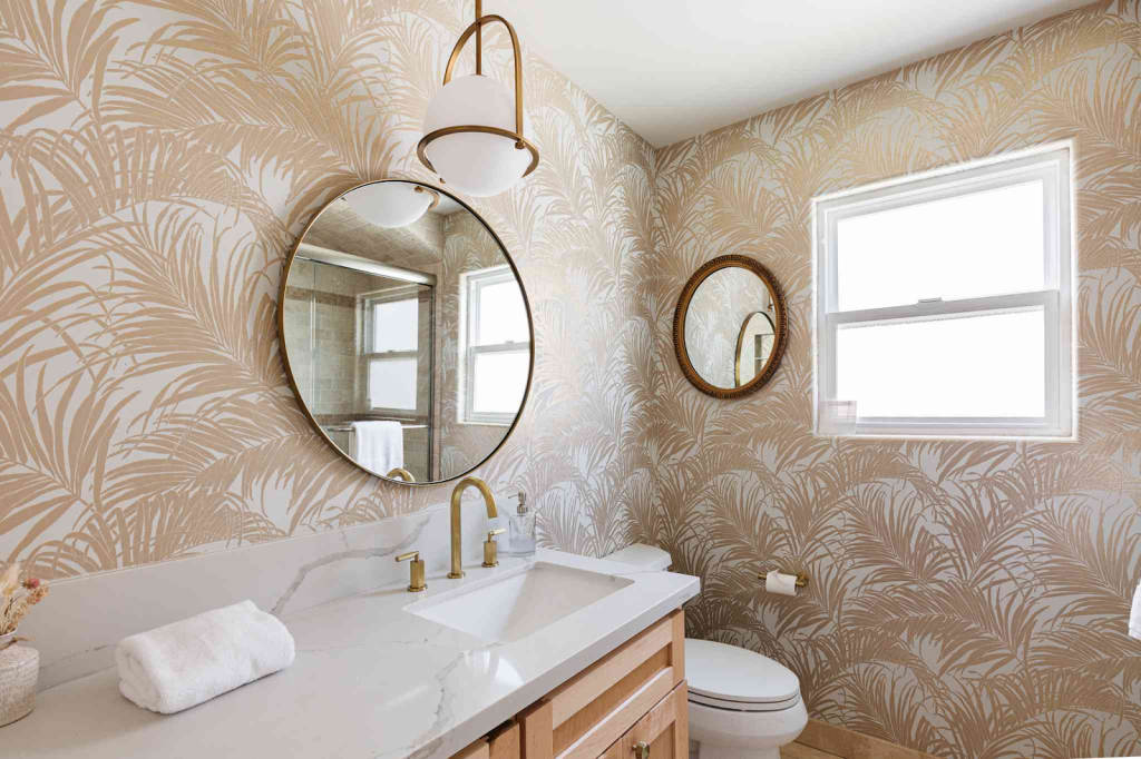beige bathroom